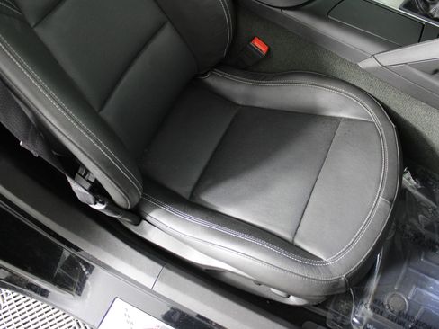 Used 2017 Chevrolet Corvette Stingray Coupe w/ Carbon Flash Badge Package image 31