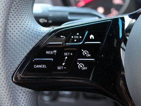 Used 2025 Mercedes-Benz Sprinter 2500 image 14