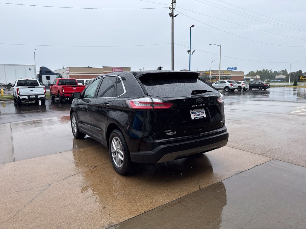 Used 2024 Ford Edge SEL w/ Convenience Package AWD/4WD image 5