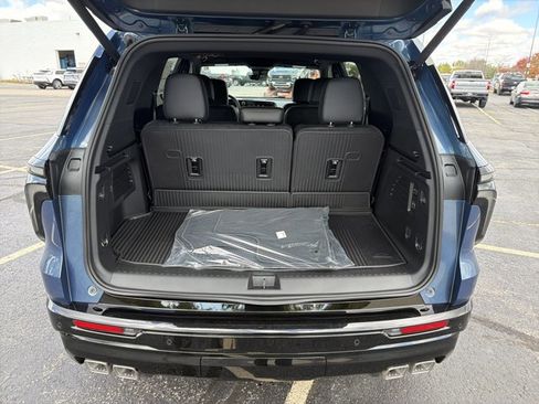 New 2026 Chevrolet Traverse High Country w/ LPO, Floor Liner Package image 33