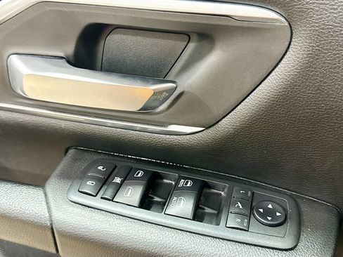 Used 2019 RAM 1500 Big Horn AWD/4WD image 18