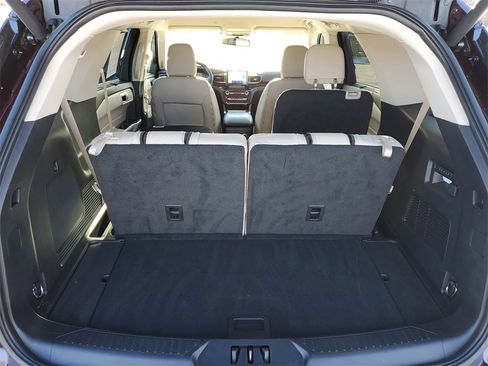 Used 2023 Ford Explorer Limited w/ Hybrid Equipment Group 310A image 38