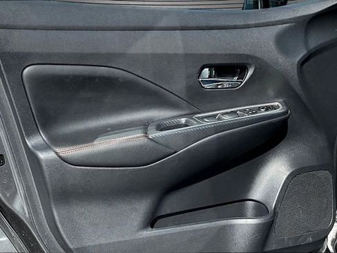 Used 2025 Nissan Versa SR w/ Trunk Package FWD image 20