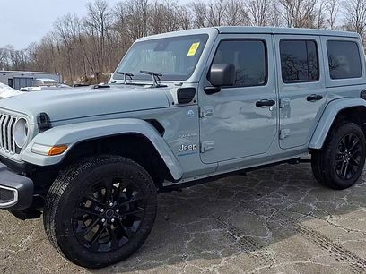 Used 2024 Jeep Wrangler Unlimited Sahara w/ Dual Top Group