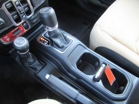 New 2026 Jeep Gladiator Willys image 36