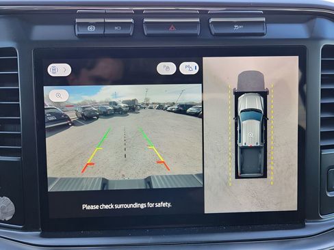 Used 2024 Ford F250 Lariat image 21