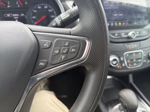 Used 2023 Chevrolet Malibu LT image 35