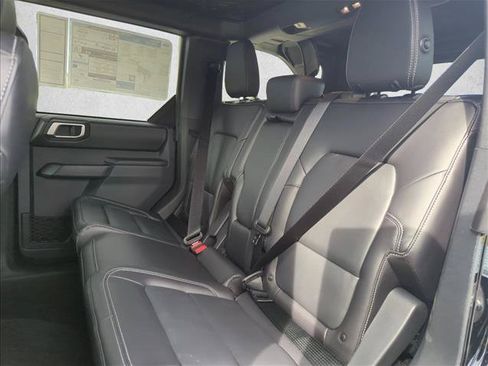 New 2026 Ford Bronco Outer Banks AWD/4WD image 18