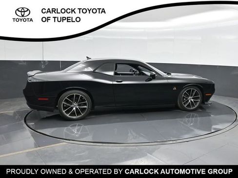 Used 2018 Dodge Challenger R/T Scat Pack RWD image 4