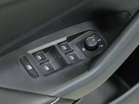 New 2025 Volkswagen Jetta Sport image 28