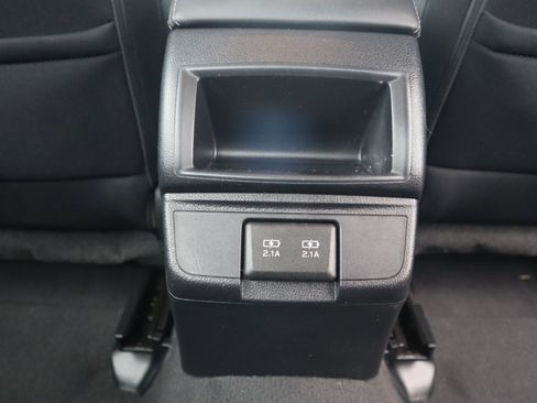 Used 2019 Subaru Legacy 2.5i Premium image 38