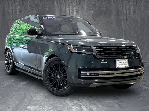 Used 2023 Land Rover Range Rover SE AWD/4WD image 3