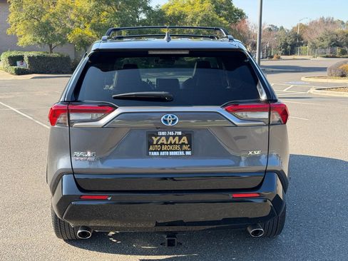 Used 2021 Toyota RAV4 XSE w/ Weather Package image 4