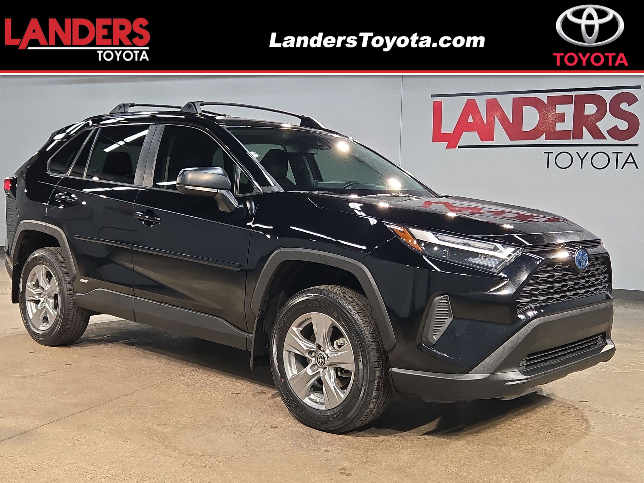 Certified 2024 Toyota RAV4 LE AWD/4WD image 1
