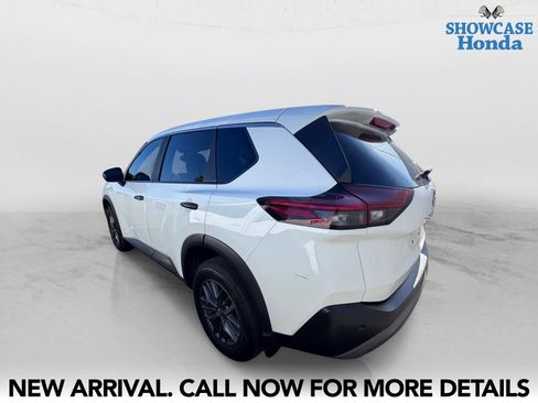Used 2023 Nissan Rogue S FWD image 4