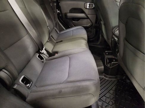 Used 2023 Jeep Gladiator Overland AWD/4WD image 26