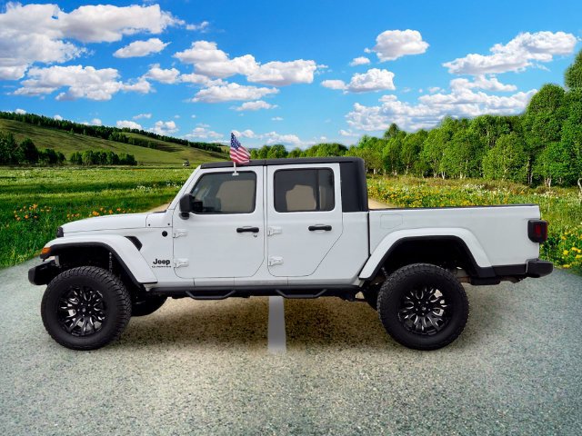 Certified 2020 Jeep Gladiator Mojave AWD/4WD image 3