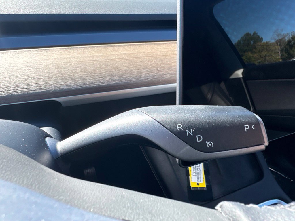 Used 2023 Tesla Model Y Long Range AWD/4WD image 17