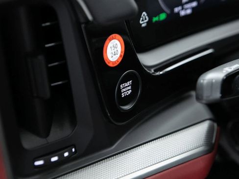 New 2026 Porsche Cayenne image 20