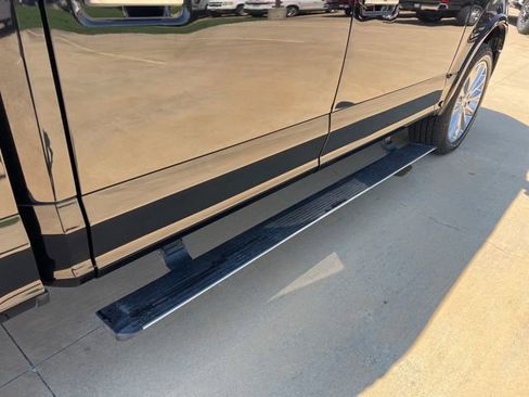 Used 2019 Ford F150 Limited image 27