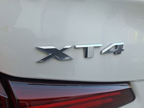 Used 2021 Cadillac XT4 Premium Luxury image 33