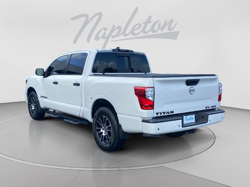 Used 2023 Nissan Titan SV w/ SV Convenience Package AWD/4WD image 3