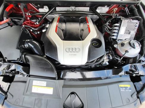 Used 2019 Audi SQ5 Premium Plus w/ Premium Plus Package AWD/4WD image 11