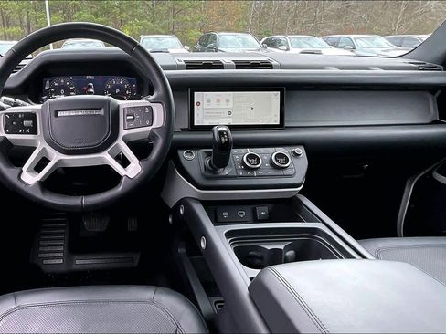 Used 2020 Land Rover Defender 110 HSE image 16