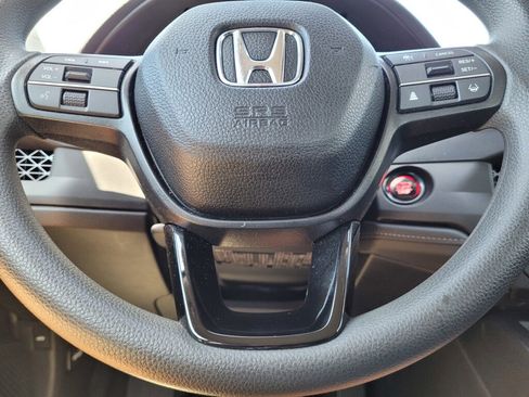 Certified 2025 Honda Accord LX image 12