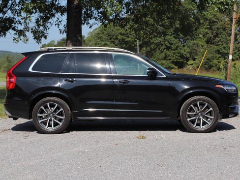 Used 2019 Volvo XC90 T6 Momentum w/ Advanced Package AWD/4WD image 2