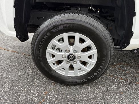 Used 2024 Toyota Tacoma SR5 image 27