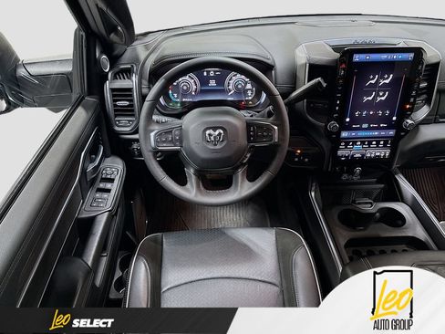 Used 2025 RAM 3500 Laramie AWD/4WD image 27
