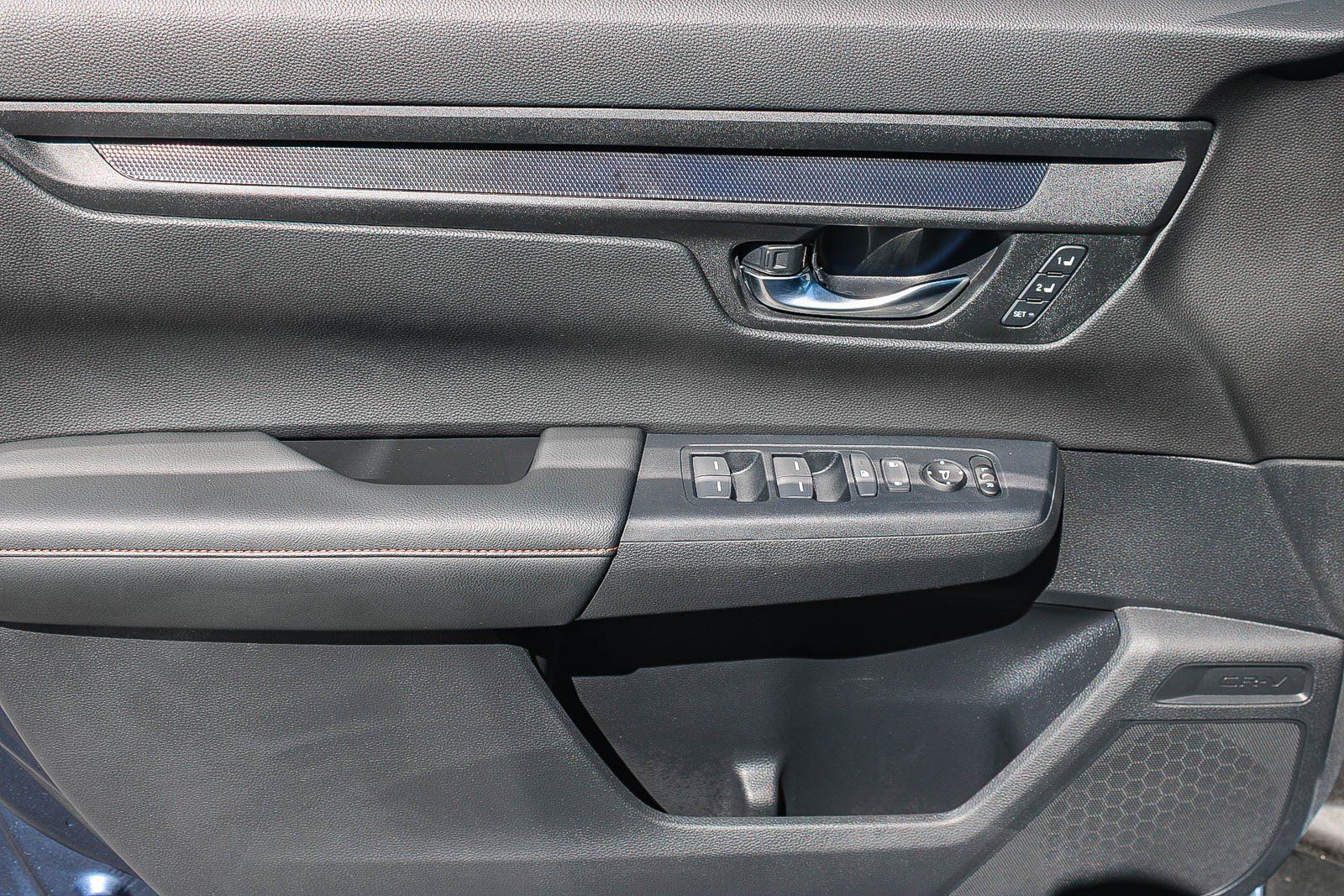 Used 2025 Honda CR-V Sport-L image 21