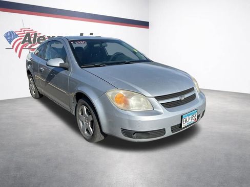 Used 2008 Chevrolet Cobalt LT FWD image 3
