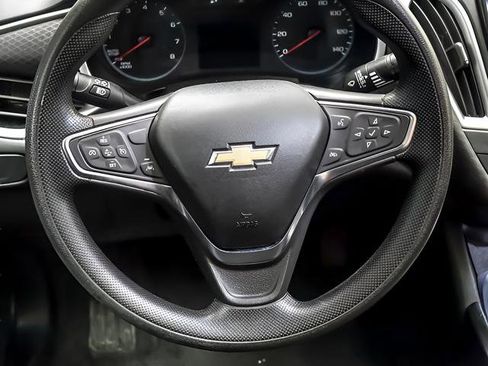Used 2024 Chevrolet Malibu LT FWD image 15