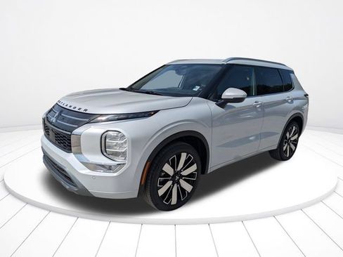 New 2026 Mitsubishi Outlander SEL FWD image 8