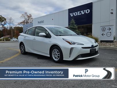 Used 2022 Toyota Prius LE