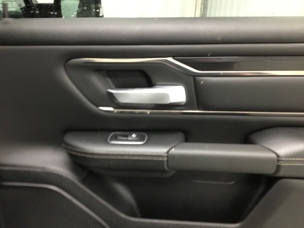 Used 2020 RAM 1500 Sport w/ Level 2 Equipment Goup w/2_L AWD/4WD image 20