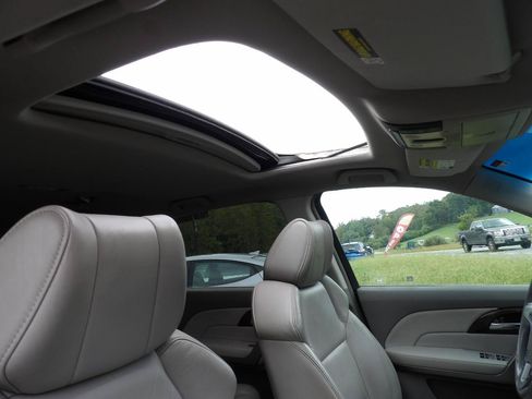 Used 2011 Acura MDX w/ Technology Package AWD/4WD image 20