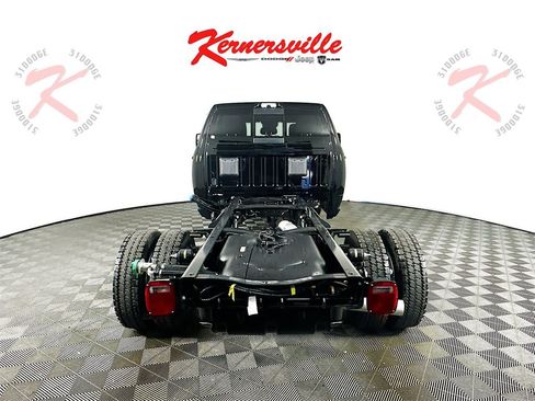 New 2026 RAM 4500 Tradesman 60CA Dually w/ Laramie Trim Package image 6