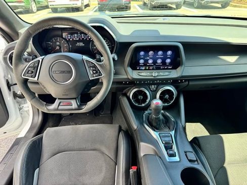 Used 2022 Chevrolet Camaro SS RWD image 22