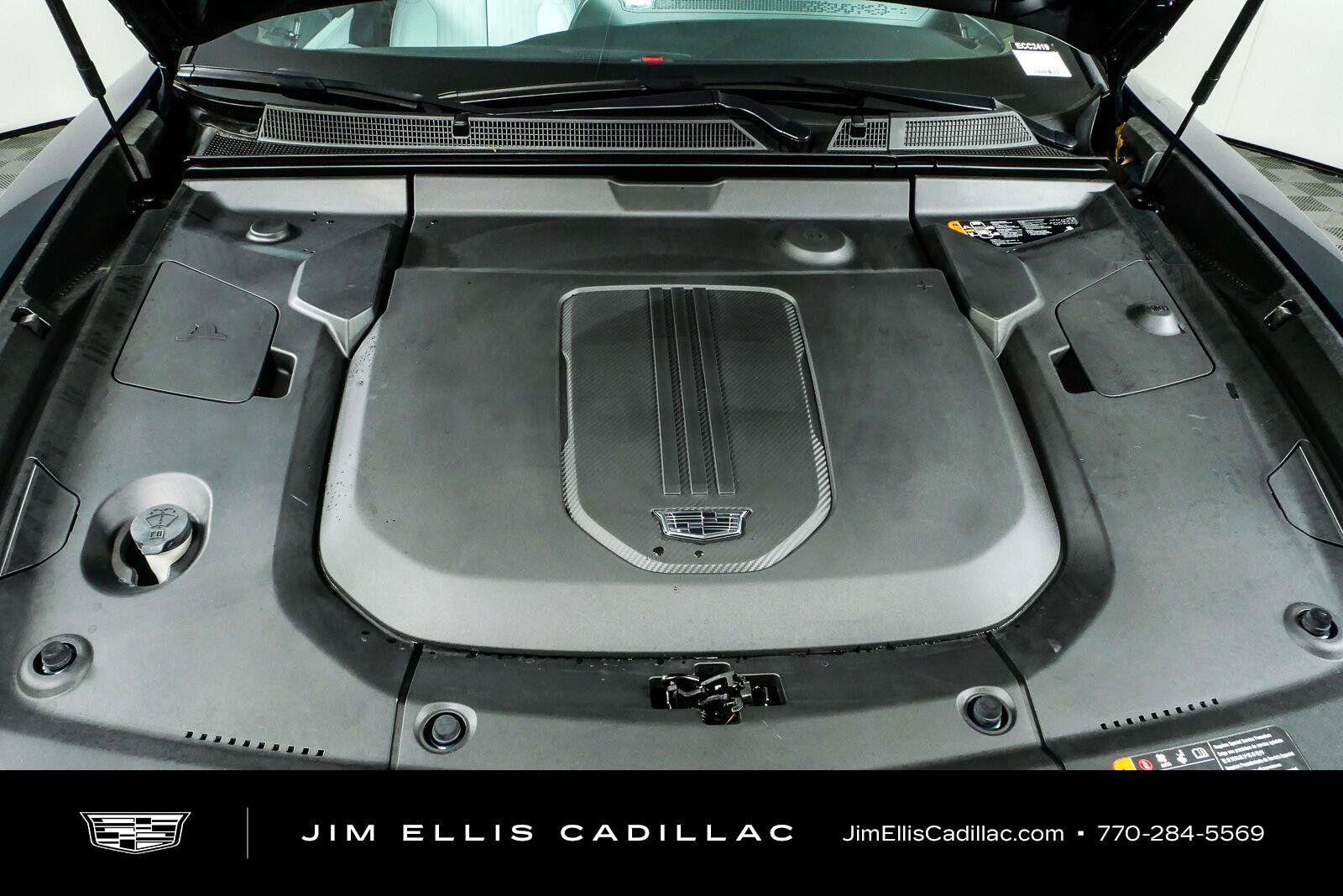 Used 2024 Cadillac Lyriq Sport AWD/4WD image 37