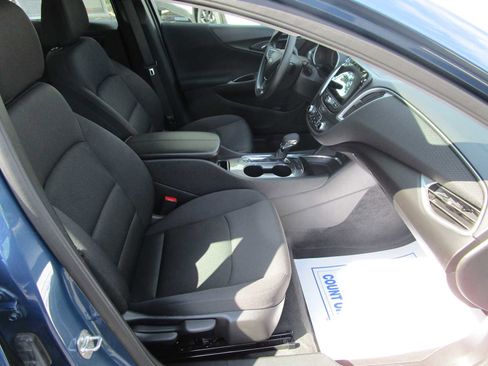 Used 2024 Chevrolet Malibu LT image 13