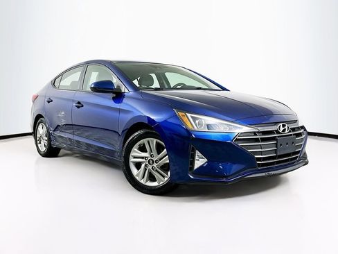 Used 2020 Hyundai Elantra SEL image 1