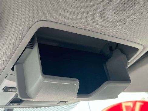 Used 2017 Acura TLX 2.4L image 34