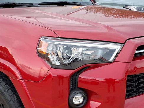 Used 2023 Toyota 4Runner SR5 Premium w/ Moonroof Package image 4