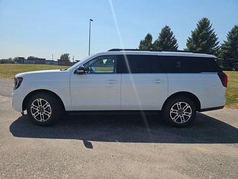 New 2026 Ford Expedition Max Active AWD/4WD image 2