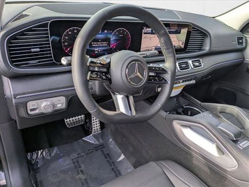 New 2026 Mercedes-Benz GLS 450 4MATIC image 9