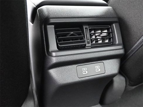 Used 2025 Honda Accord LX image 32