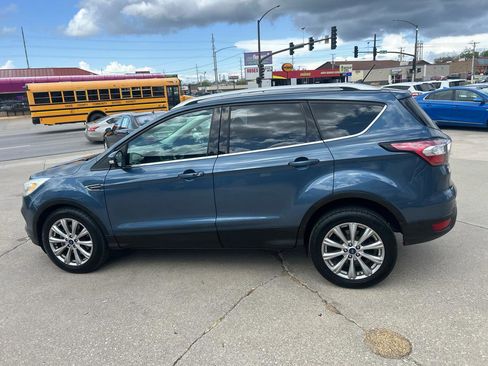 Used 2018 Ford Escape Titanium AWD/4WD image 6
